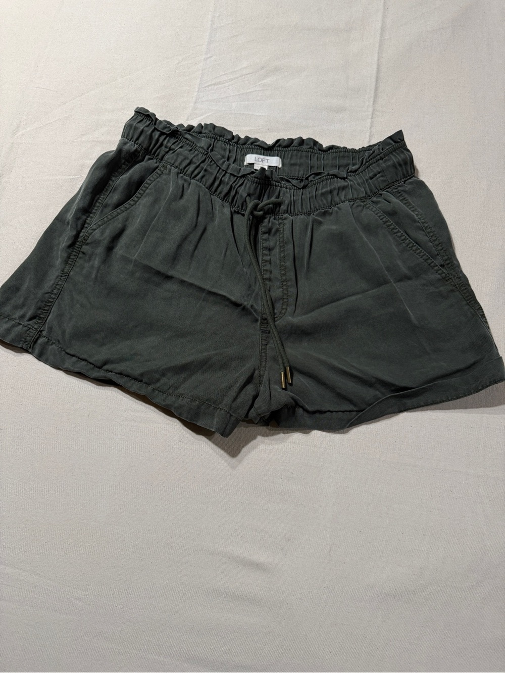 LOFT Women's dark green High-Waist Cotton Shorts Sz S